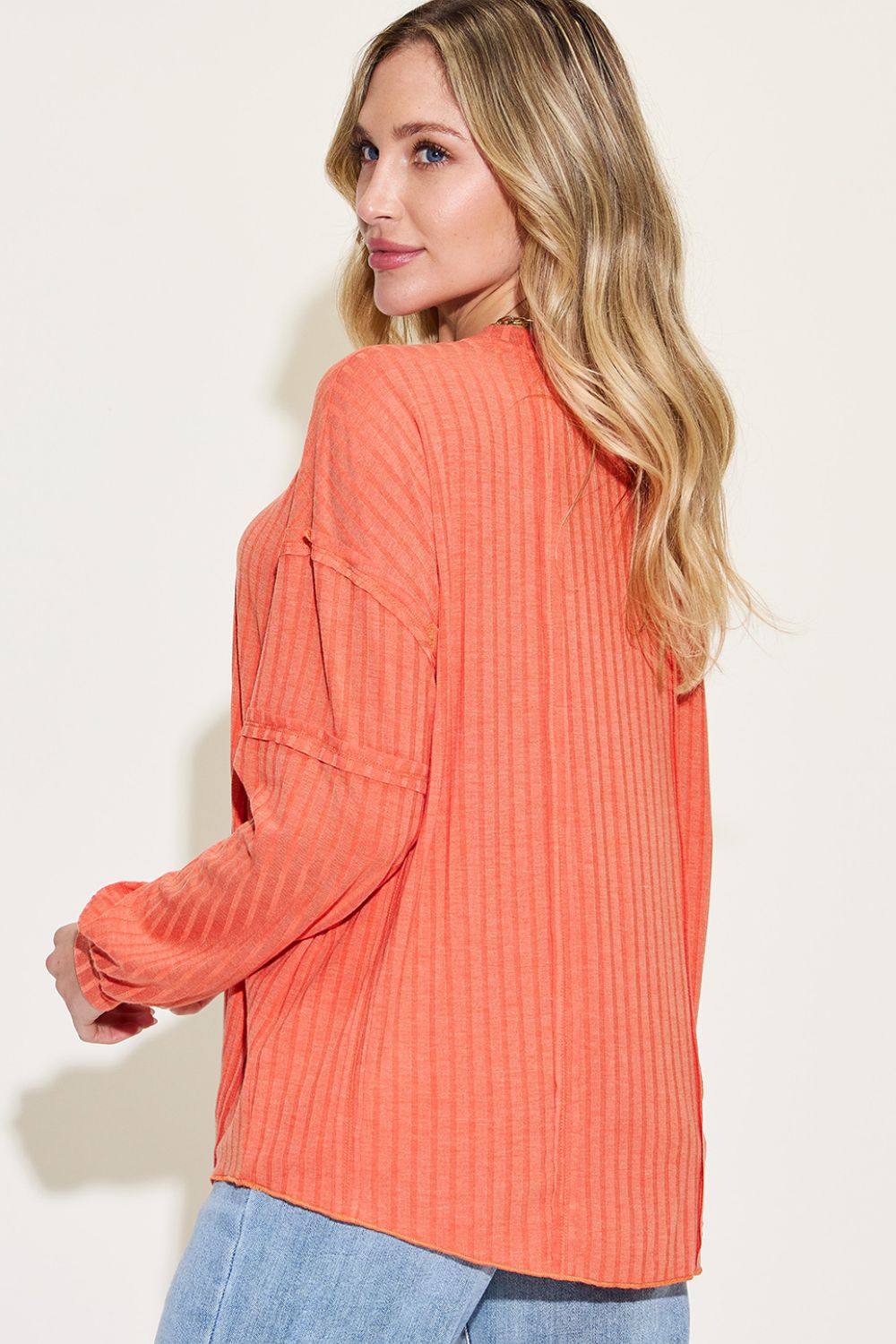 Basic Bae Full Size Ribbed Round Neck Long Sleeve T-Shirt Basic Bae Full Size Ribbed Round Neck Long Sleeve T-Shirt
